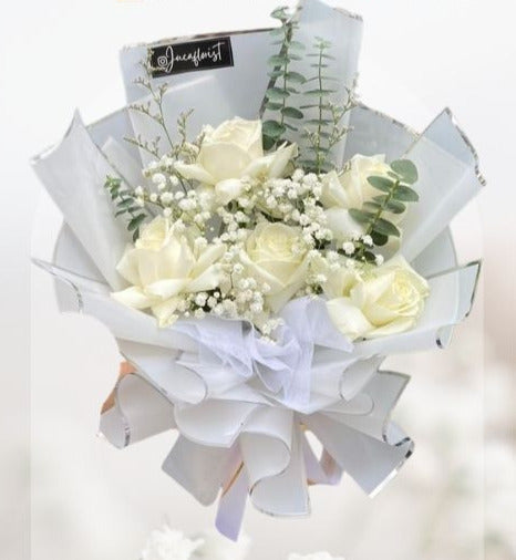 HBr#05 – Rose Bouquet 5 White Roses