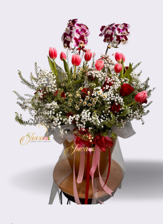 OC#16 – Anggrek Phalaenopsis Double with Tulip & Red Roses