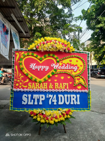 Papan Bunga Happy Wedding Merah Meriah